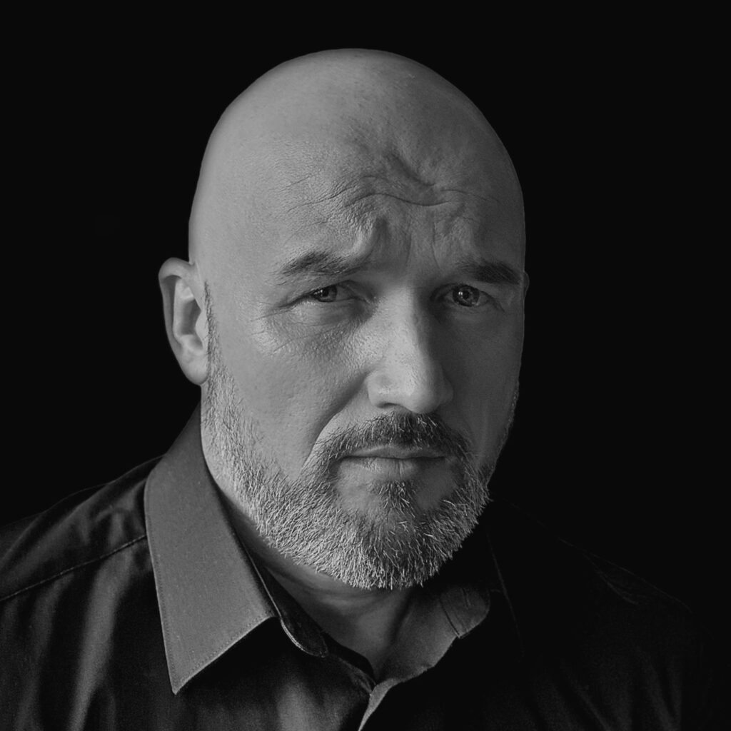 Димитър Василев-основател и стратегически консултант по сигурността, Echelon Shadow